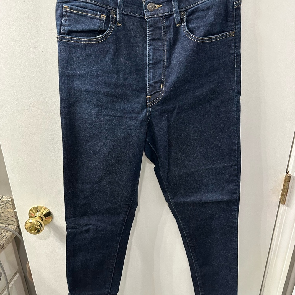 Levi's Blue Skinny Jeans with Indigo Hue - worn once